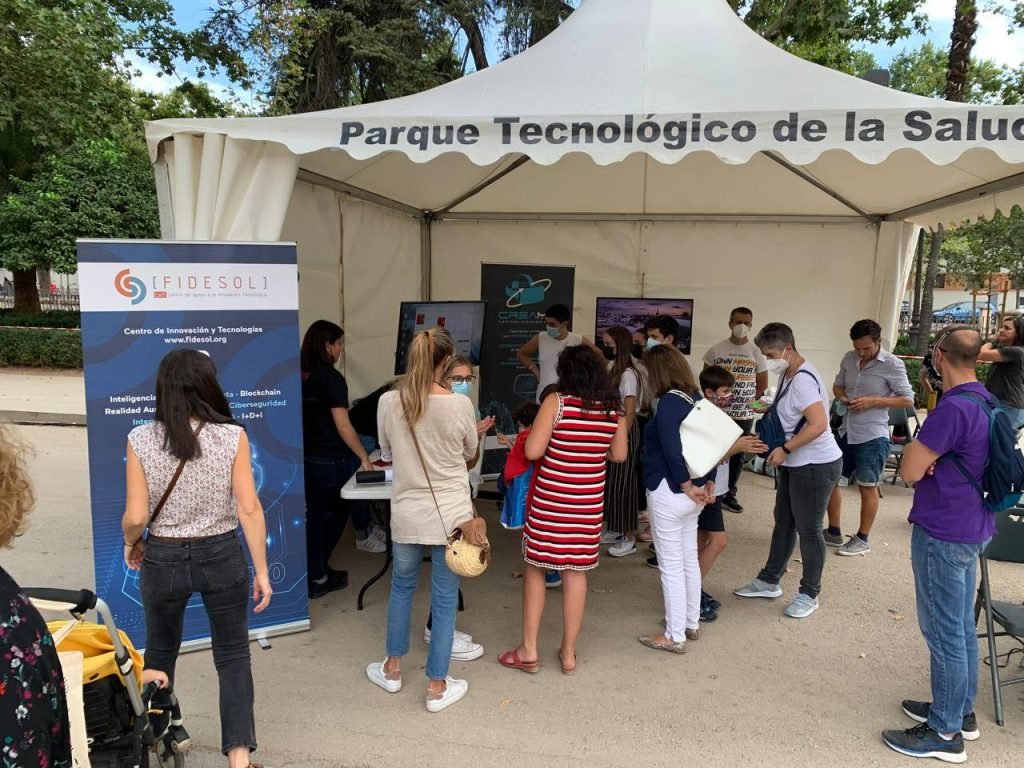 NOche de los investigadores 2021 stand PTS